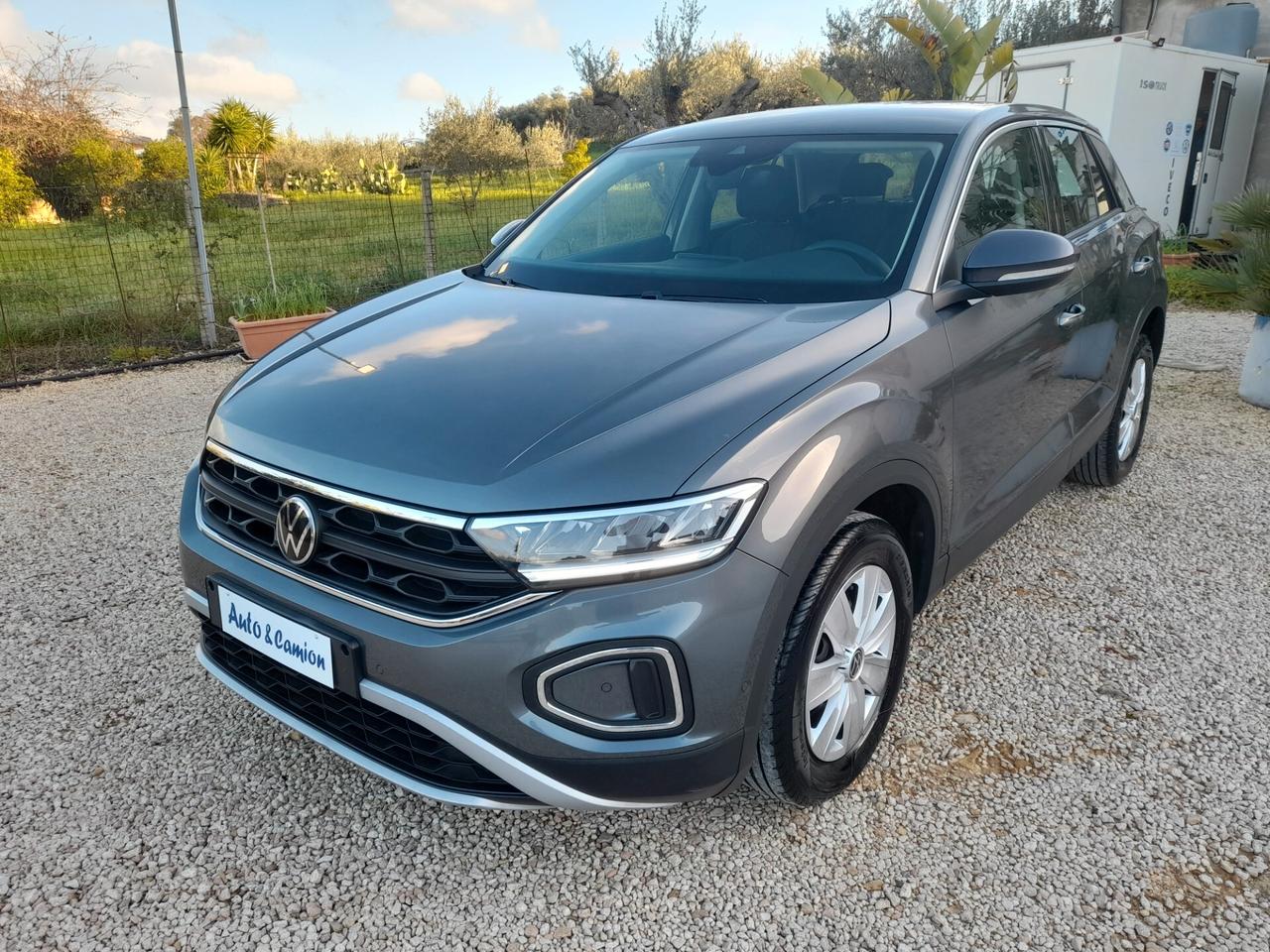 Volkswagen T-Roc 1.0 TSI anno 2022 solo 85.000km