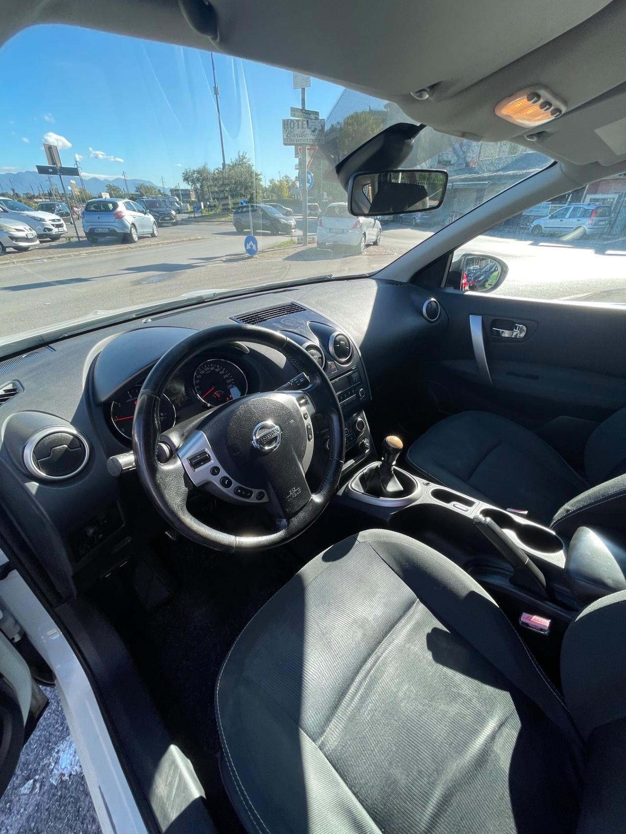 Nissan Qashqai 1.5 dCi DPF Tekna
