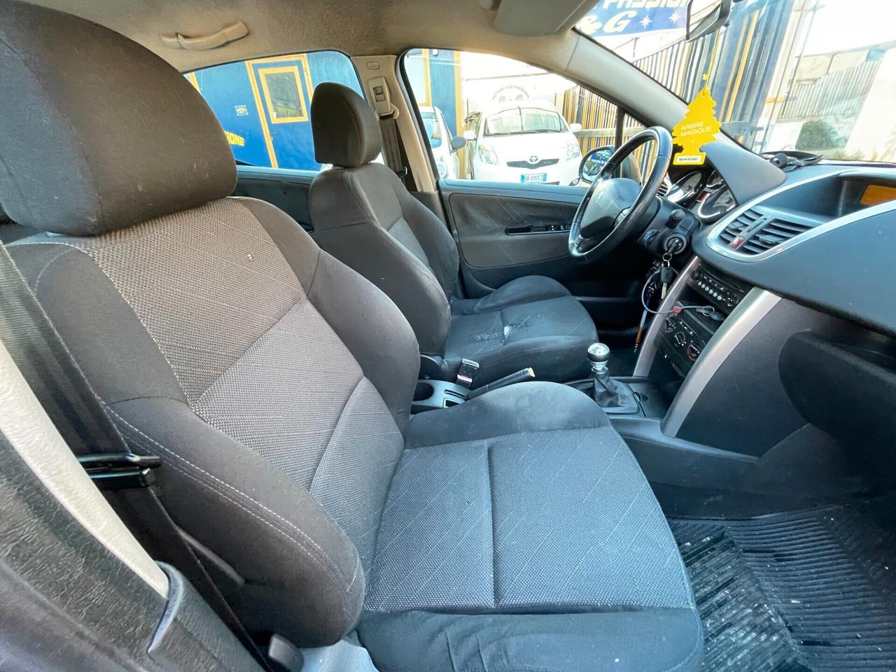 Peugeot 207 1.6 HDi 90CV 5p. XS