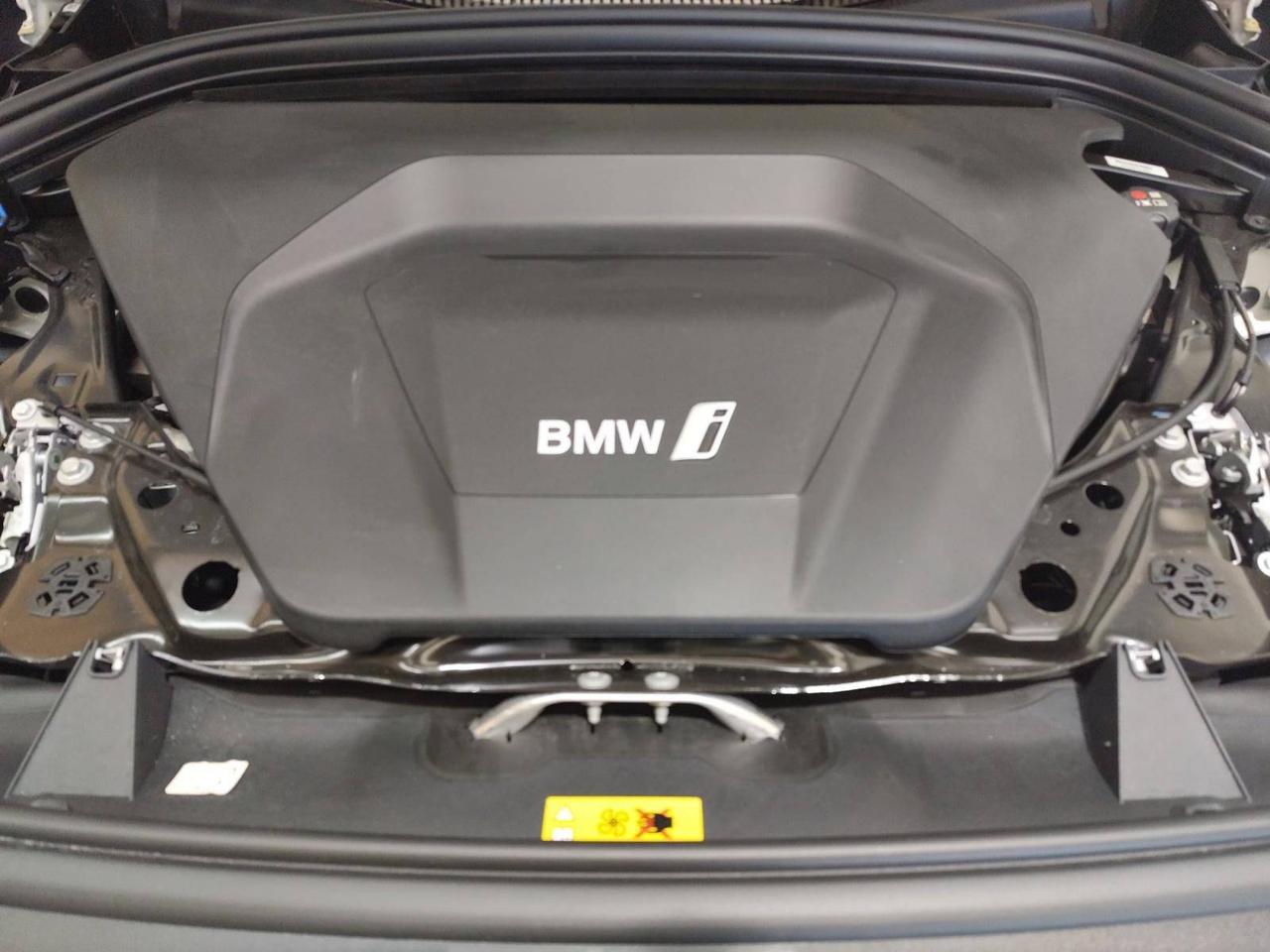 BMW X1 iX1 xDrive30 xLine