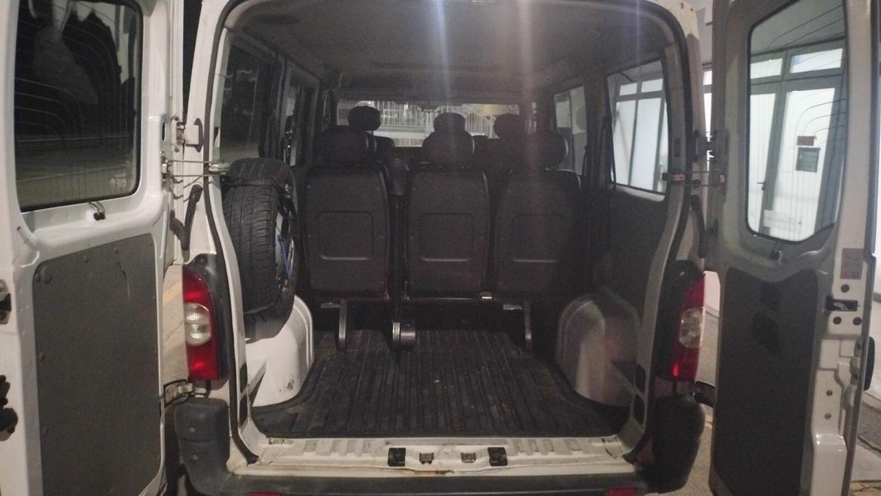 Renault master 9 posti