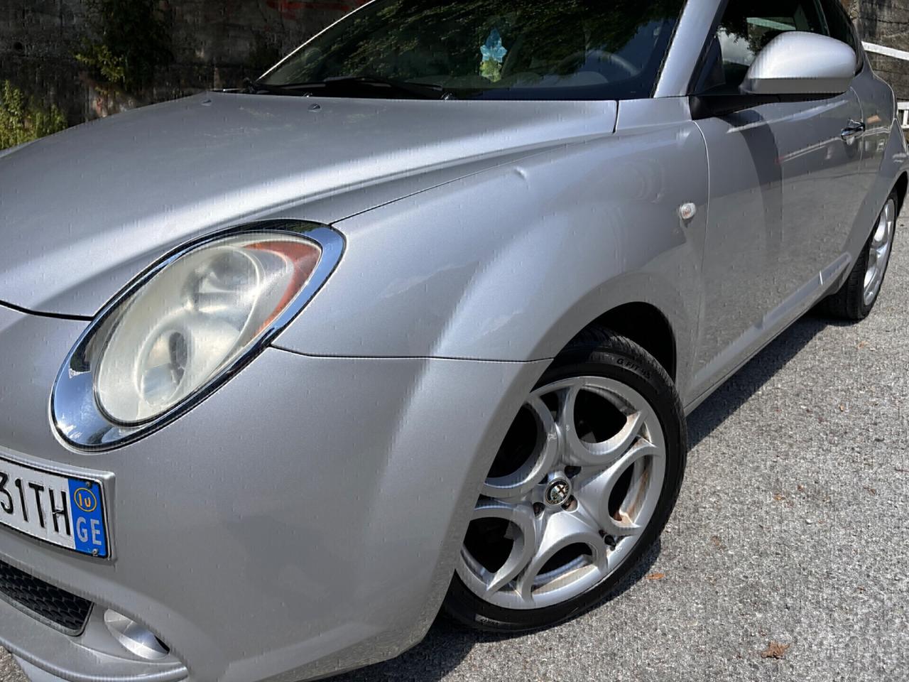 Alfa Romeo MiTo 1.3 JTDm-2 95 CV S&S Distinctive addetta per neopatentati