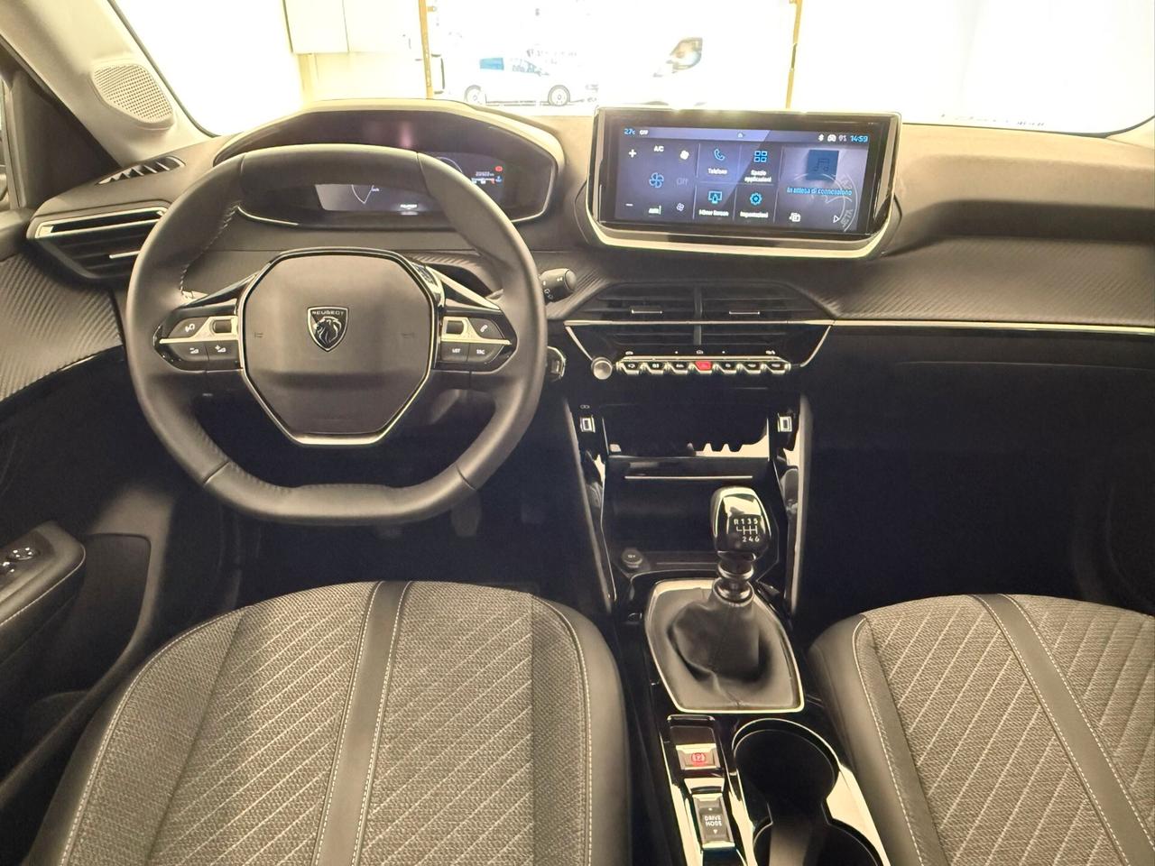 Peugeot 208 ALLURE PACK 2025 20.000 KM