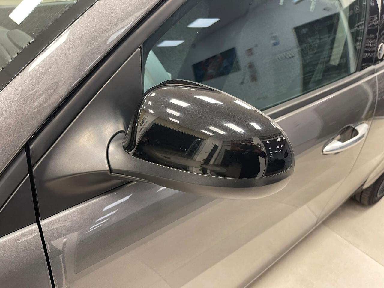 LANCIA YPSILON 1.0 HYBRID 70CV SILVER