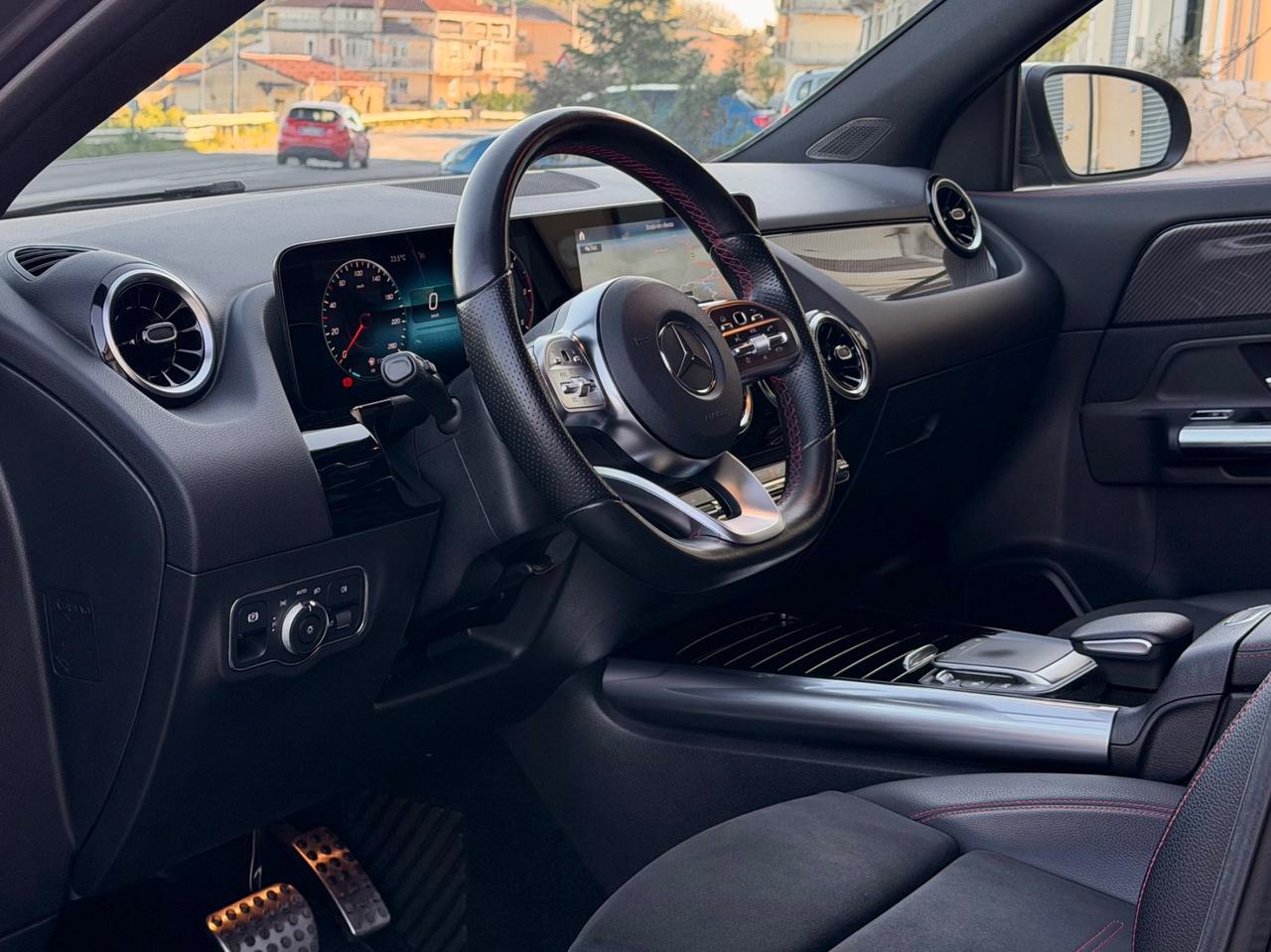 Mercedes-benz GLA 200 d AMG Premium - IVA ESPOSTA