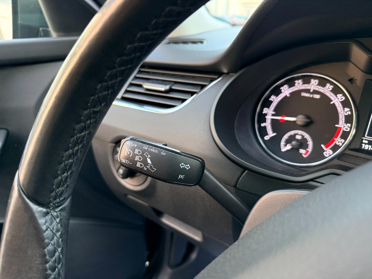 Skoda Octavia 1.6 TDI CR 115 CV DSG Wagon Executive