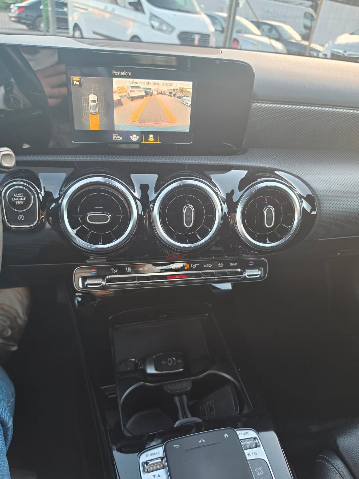 Mercedes-benz A 180 d Automatic Premium
