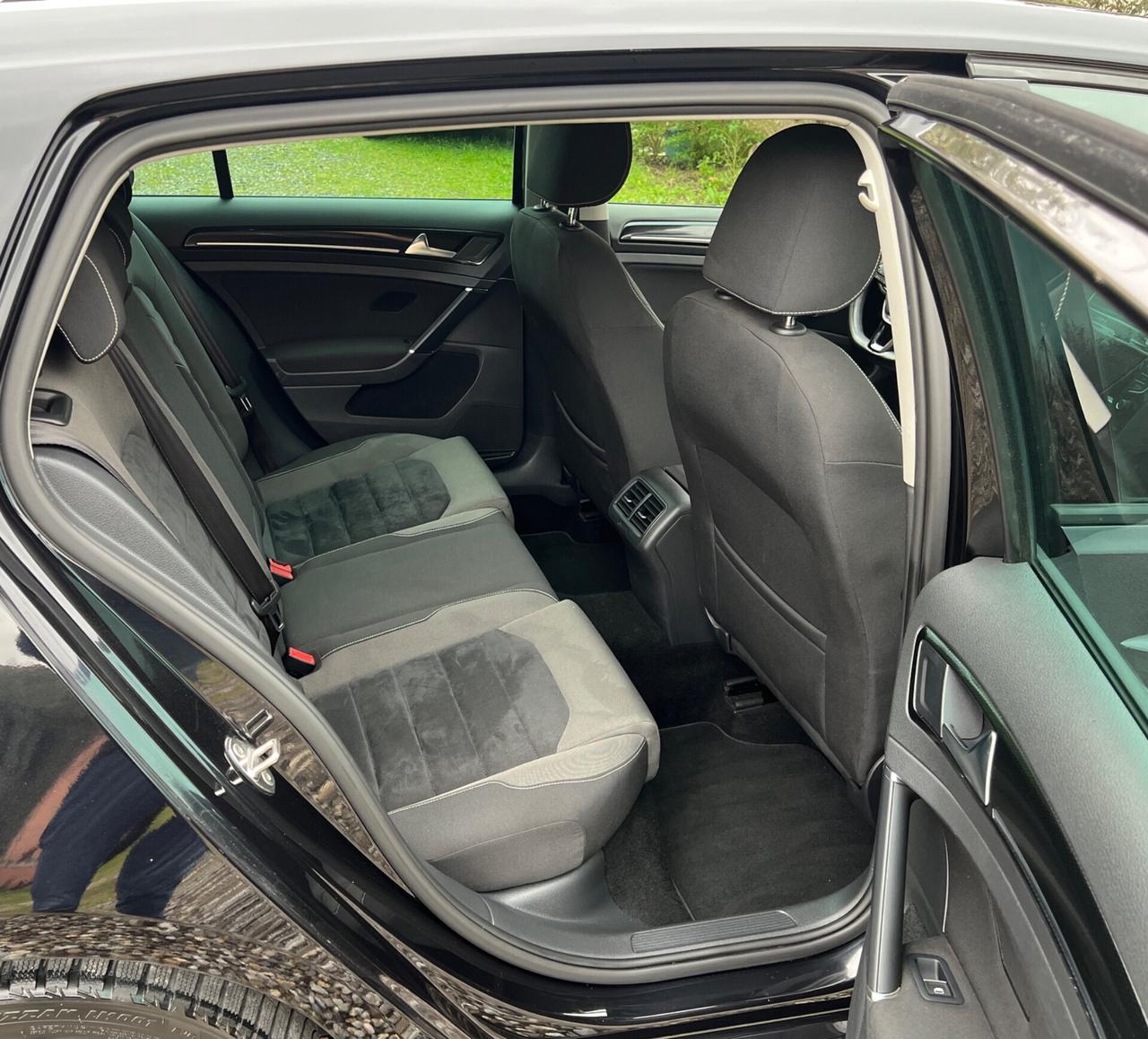 Volkswagen Golf 1.6 TDI 5p. Highline BlueMotion Technology