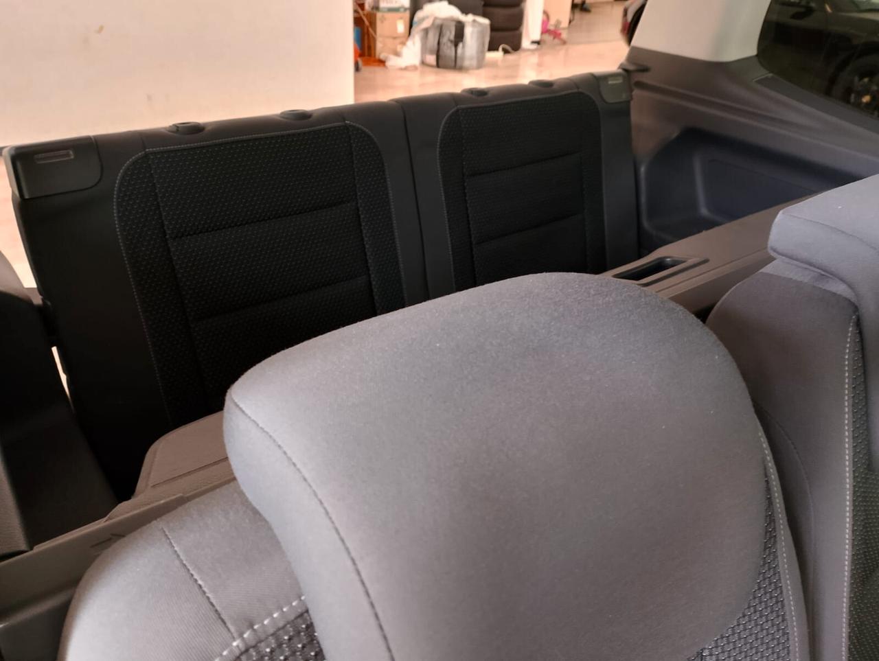 Volkswagen Touran 1.6 TDI DPF 7 posti BMT