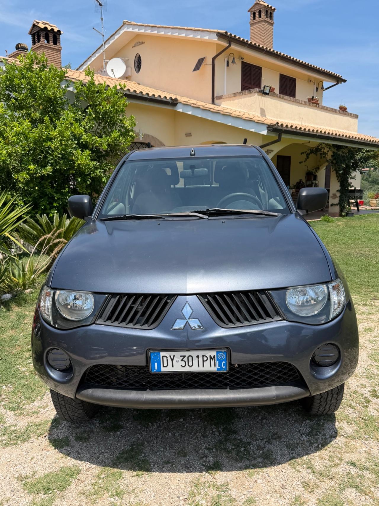 Mitsubishi L200 2.5 DI-D/136CV Single Cab Inform