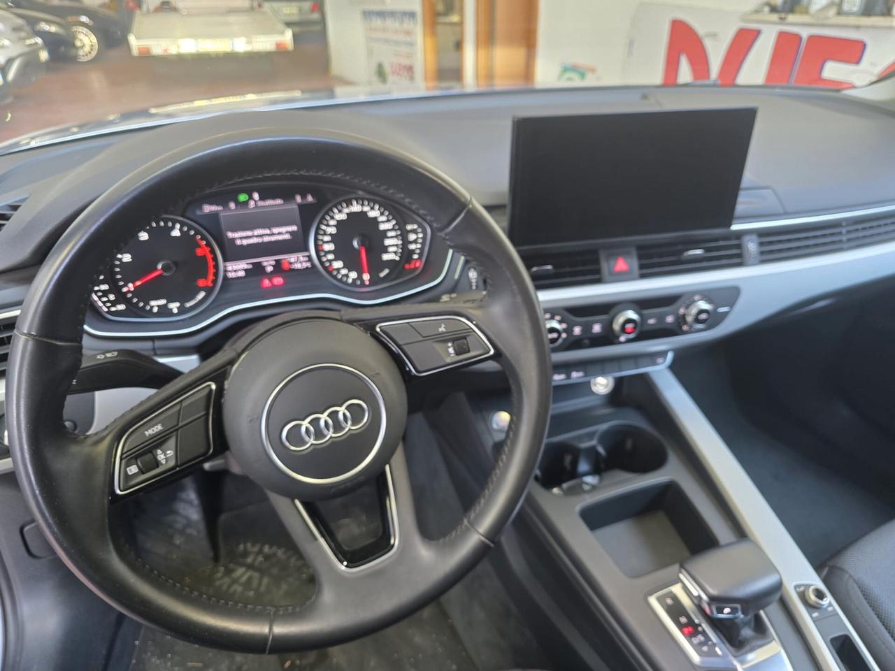 Audi A4 2.0 TDI 190 CV ultra S tronic Design