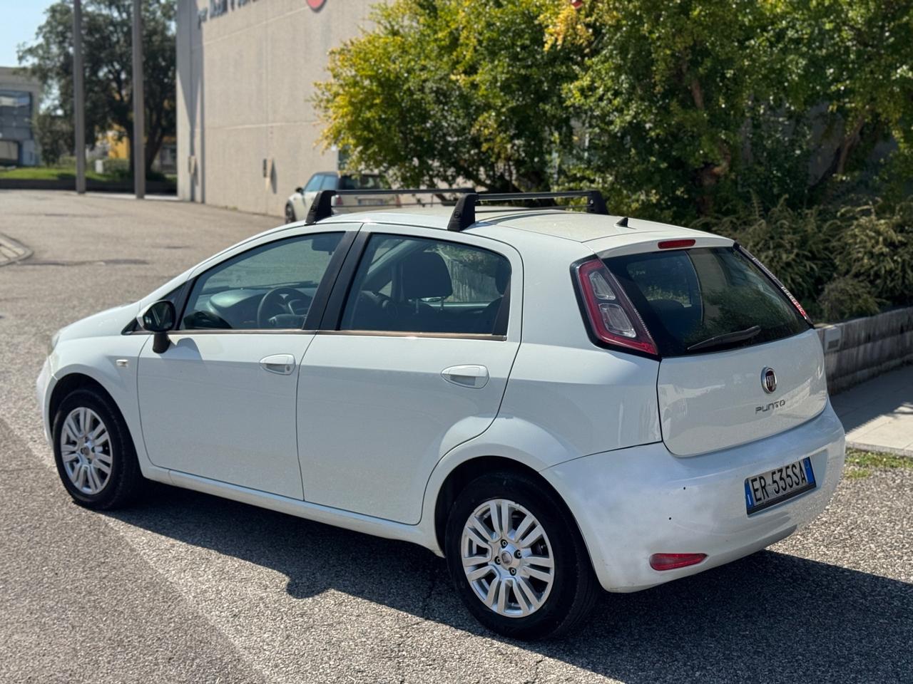 Fiat Punto 1.4 8V 5 porte Easypower