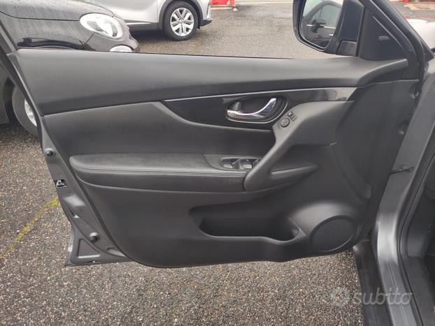 Nissan X-Trail 1.6dCi 2WD N-Connecta 360 NAVI PRO