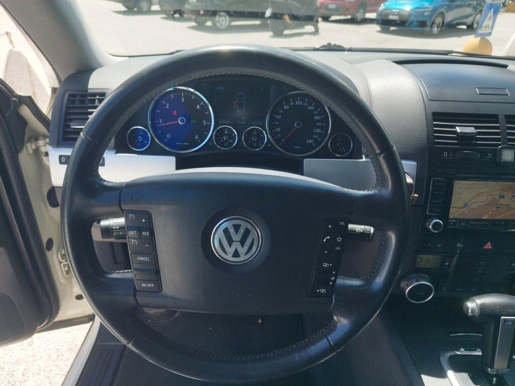 Volkswagen Touareg 3.0/240CV V6 TDI DPF tip. Executive