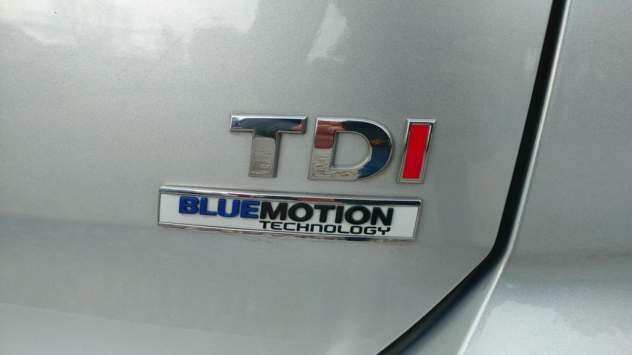 Volkswagen Golf 5 Porte Golf 5p 1.6 tdi Highline Executive (business) 110cv dsg