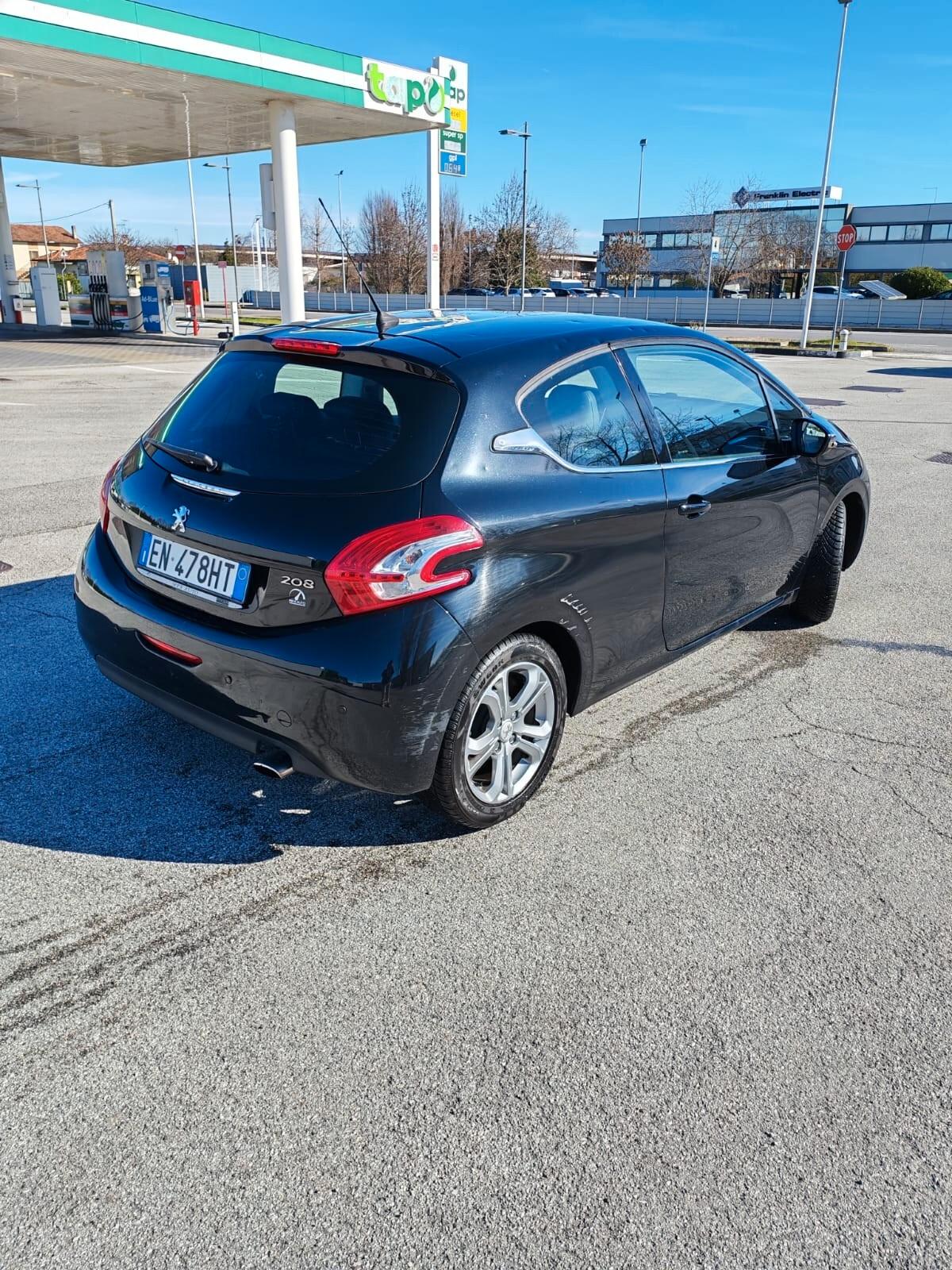 Peugeot 208 1.2 VTi 82 CV 3 porte Active