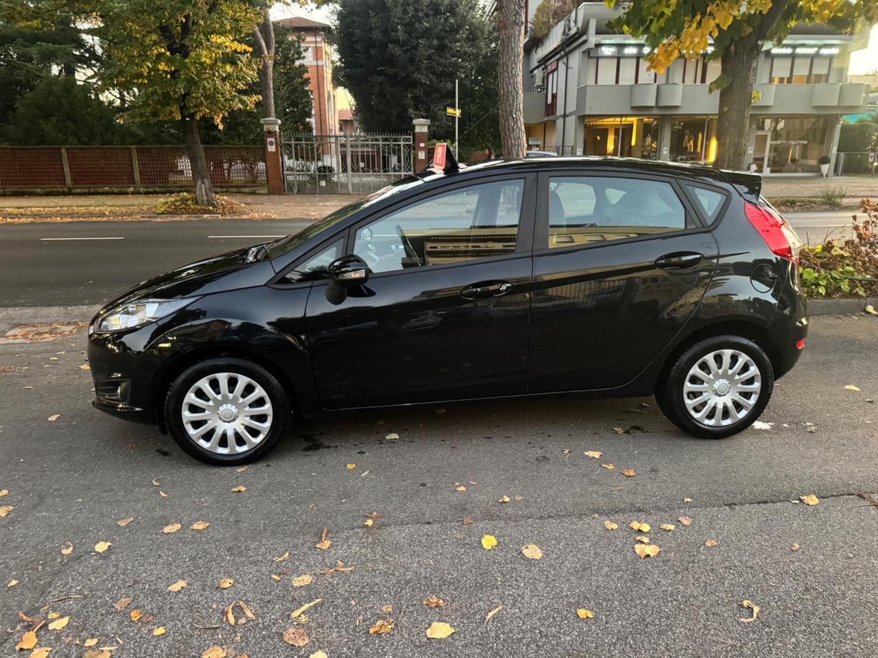 Ford Fiesta 1.4 GPL 5 p neopaten garanzia 12 mesi