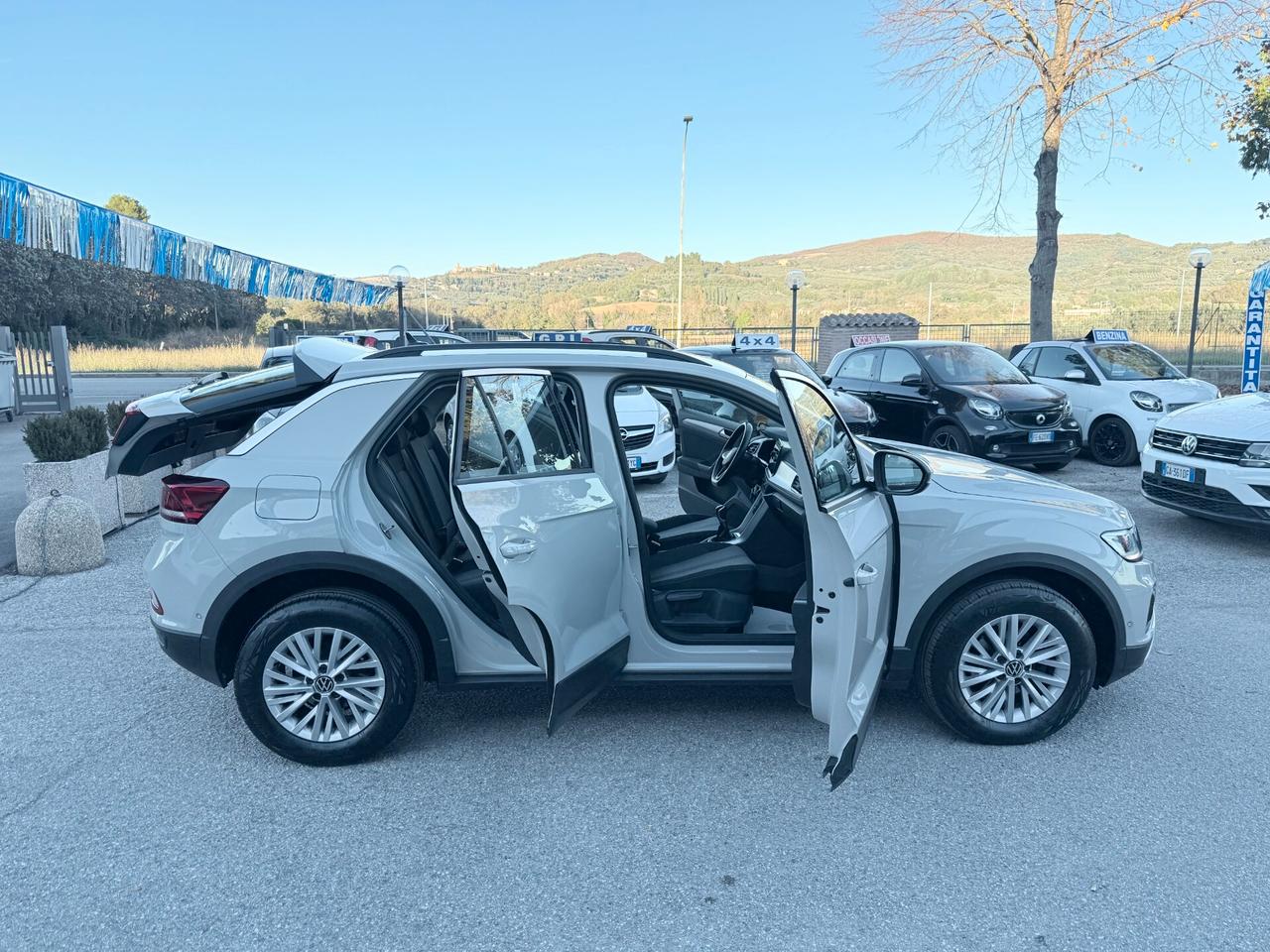 " DA VETRINA " Volkswagen T-Roc 2.0 TDI SCR Style