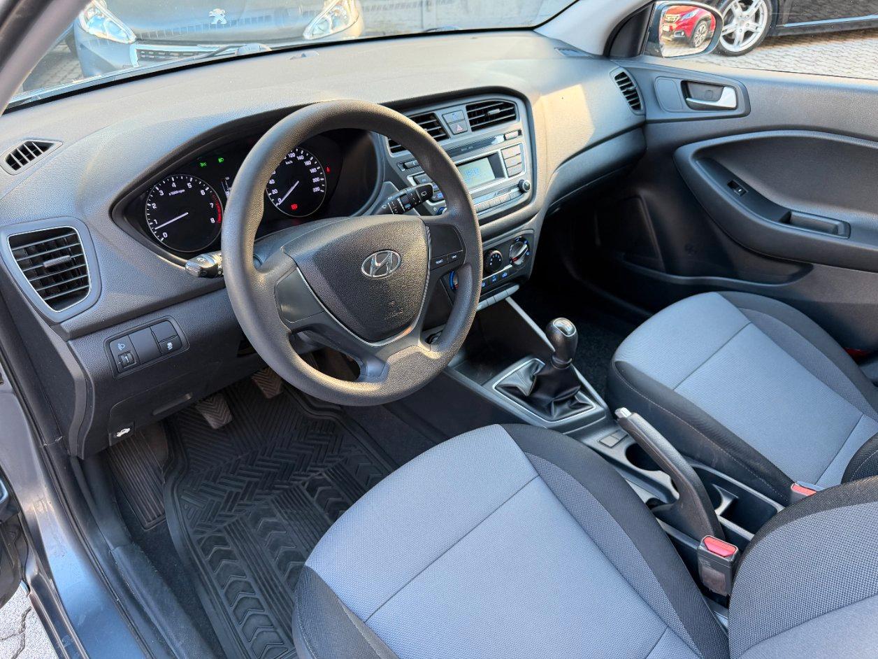 Hyundai i20 5 Porte i20 5p 1.2 Classic 75cv GANCIO TRAINO !!!!