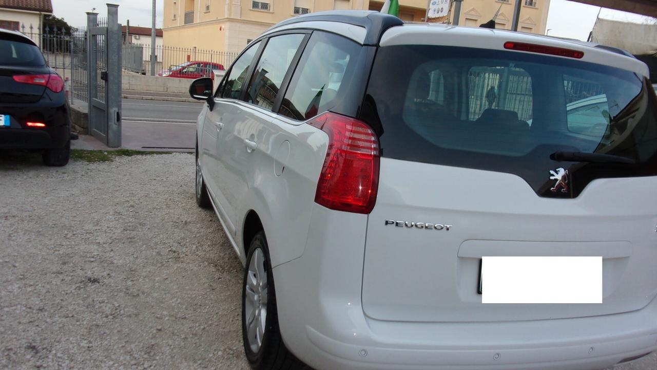 Peugeot 5008 1.6 THP 156CV Allure