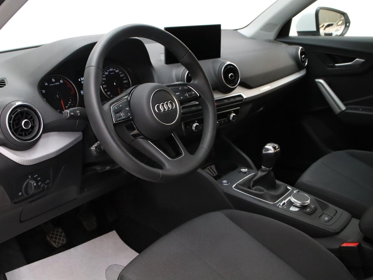 AUDI Q2 30 1.0 tfsi Business Advanced 110cv *8.000 KM *NEOPATENTATI* IVA ESPOSTA
