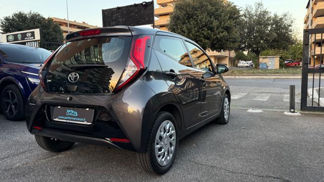 TOYOTA Aygo CONNECT 1.0 VVT-i 72CV 5P.X-PLAY MMT*24M.G.*R.CAM*