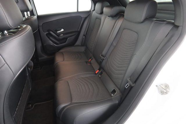 MERCEDES-BENZ A 180 A 180 d Automatic Business Extra