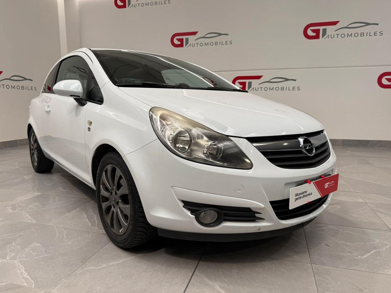 Opel Corsa 1.2 80CV 3 porte GPL-TECH Club