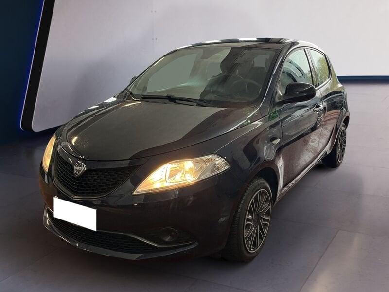 Lancia Ypsilon III 2015 1.2 Gold s&s 69cv my19