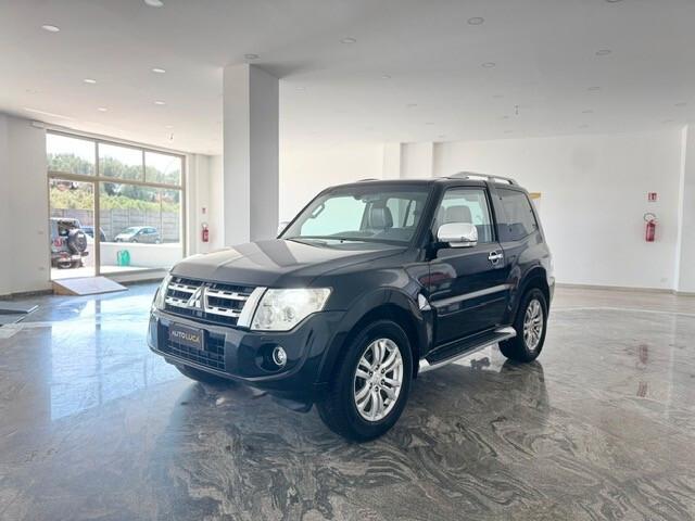 Mitsubishi Pajero 3.2 DI-D 16V aut. 3p. Instyle DPF