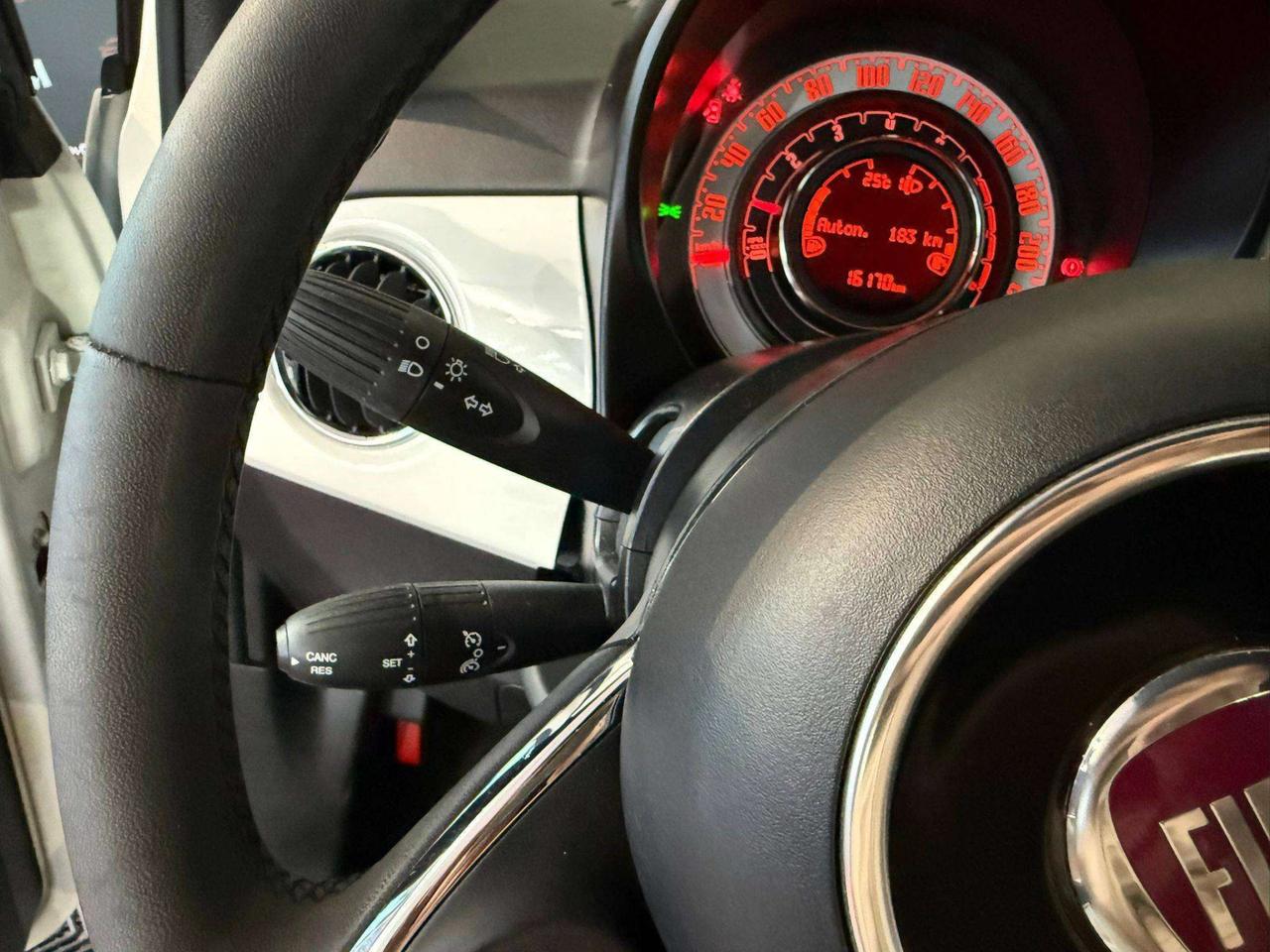 Fiat 500 1.0 hybrid 70cv