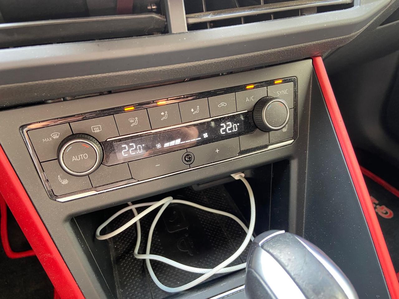 Volkswagen Polo GTI Sport 2.0 TSI GTI #12134
