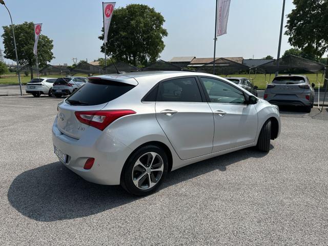 HYUNDAI i30 1.6 CRDi 5p. Classic
