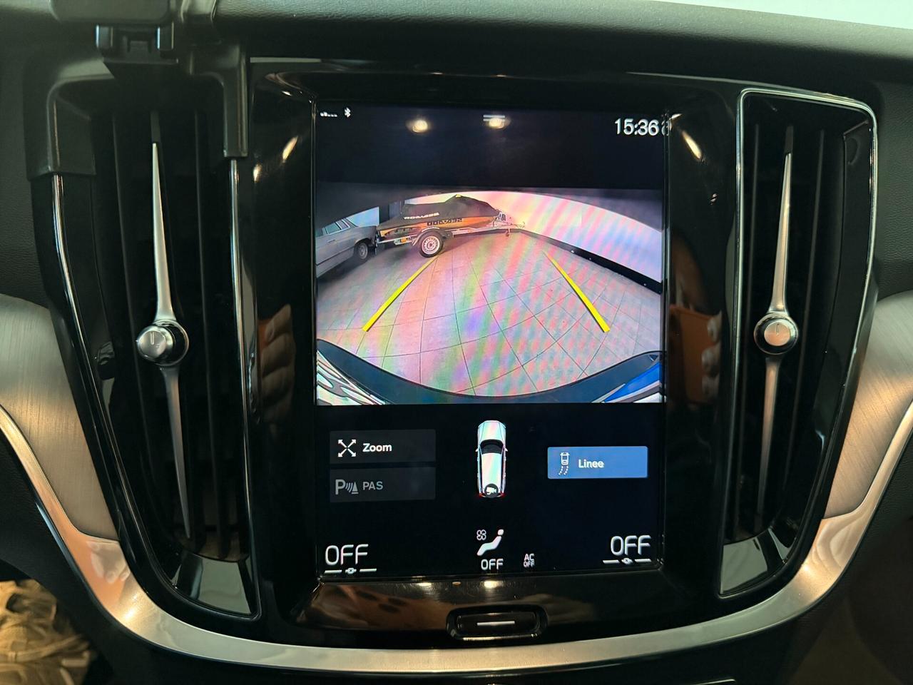 Volvo V60 D3 Geartronic Inscription 12/2020 AUTOCARRO