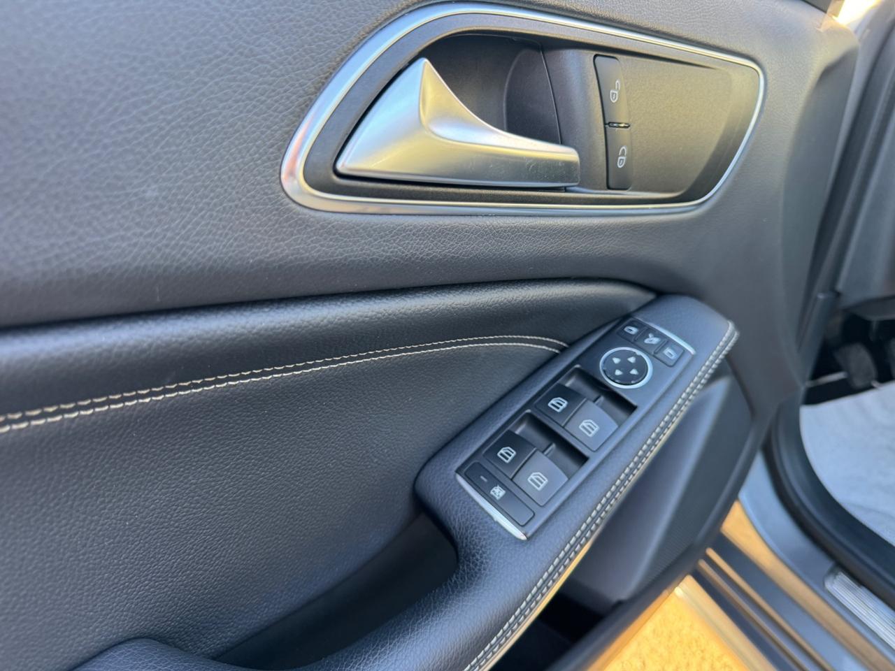 Mercedes-benz A 200 d Premium