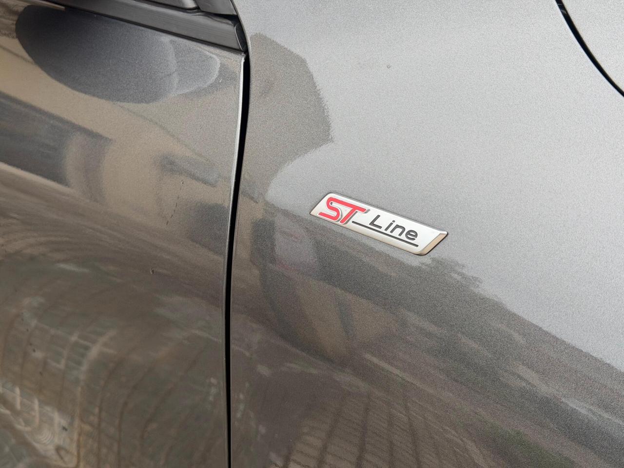 Ford Kuga 1.5 EcoBlue 120 CV aut. 2WD ST-Line Design