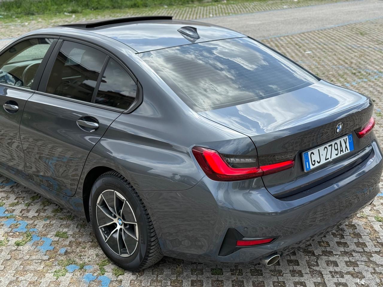 BMW 318d 2022 48V 2.0 150cv automatica