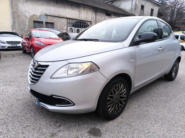 LANCIA Ypsilon 1.2 69 CV 5 porte ADATTA A NEOPATENTATI