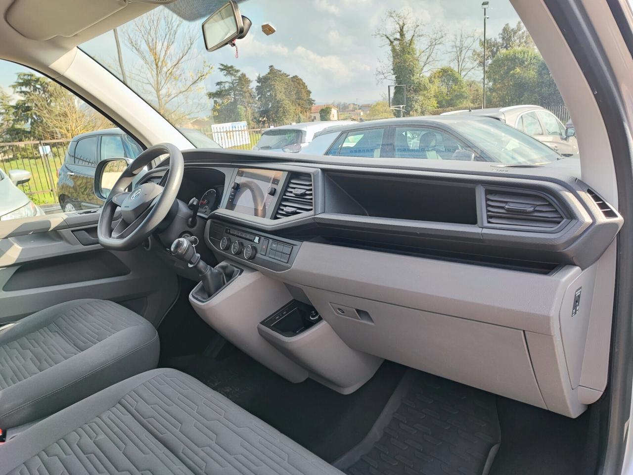 Volkswagen Caravelle 2.0 TDI 150CV PC Comfortline 9 POSTI