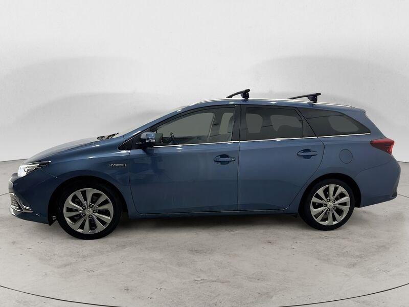 Toyota Auris Hybrid Active +