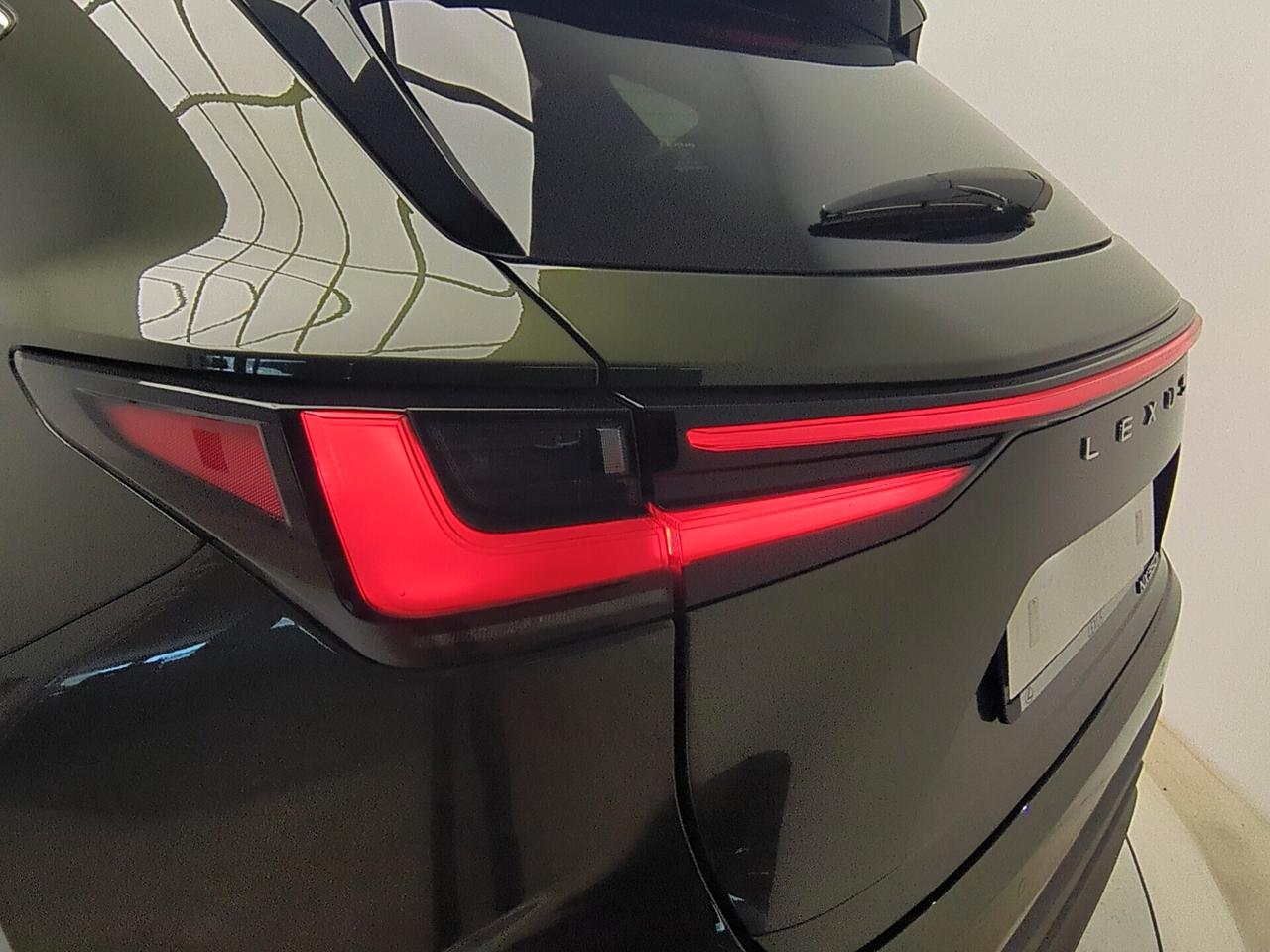 Lexus NX 300h 350h Hybrid Business