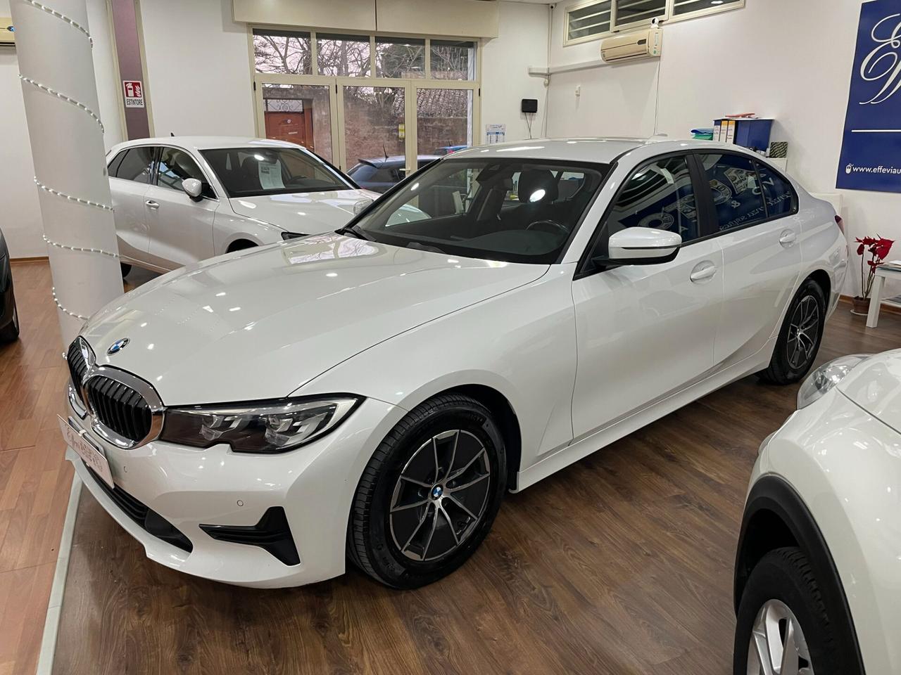 BMW 318D MHEV 48V ADVANTAGE - Luglio 2021