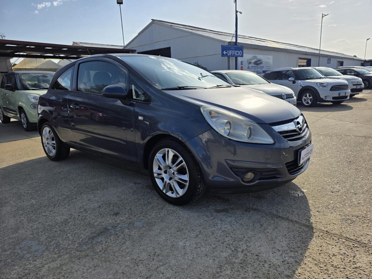 Opel Corsa 1.0 12V 3 porte Enjoy