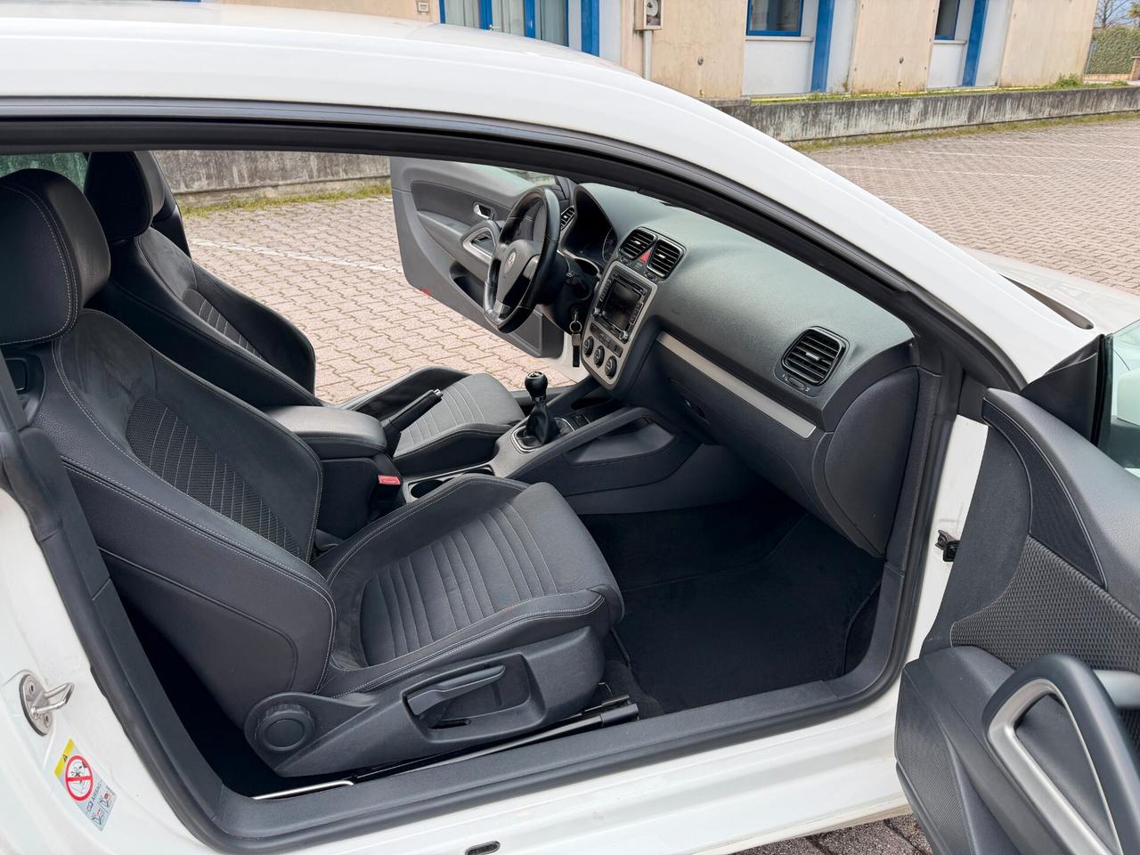 Volkswagen Scirocco 2.0 TDI Ok Neopatentato