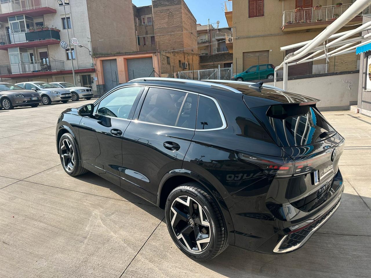 Volkswagen Tiguan 2.0 TDI 150 CV DSG R-Line