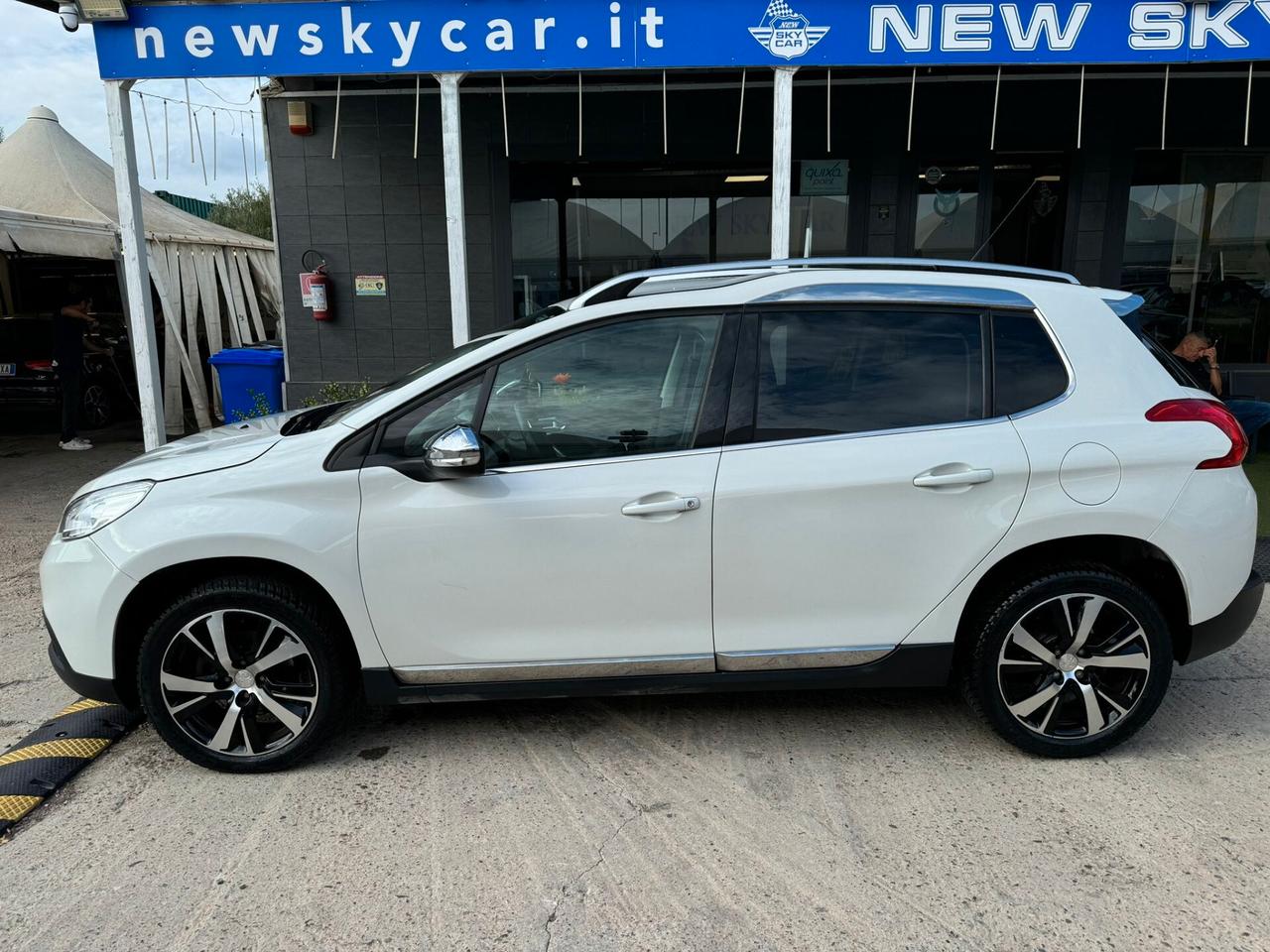 Peugeot 2008 BlueHDi 120 S&S Allure