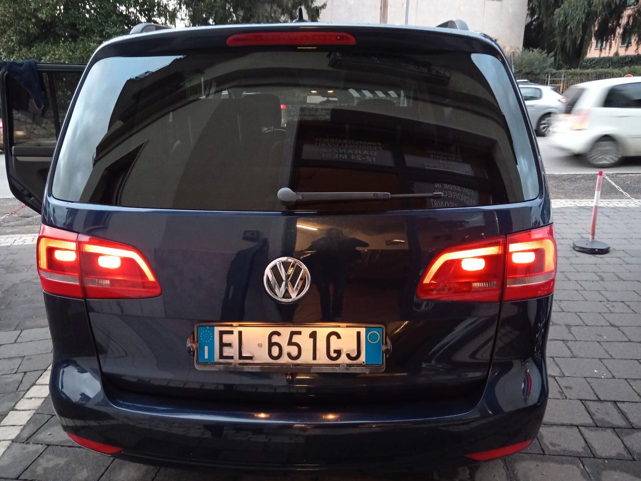 Volkswagen Touran Business 1.6 TDI DSG Comfortline