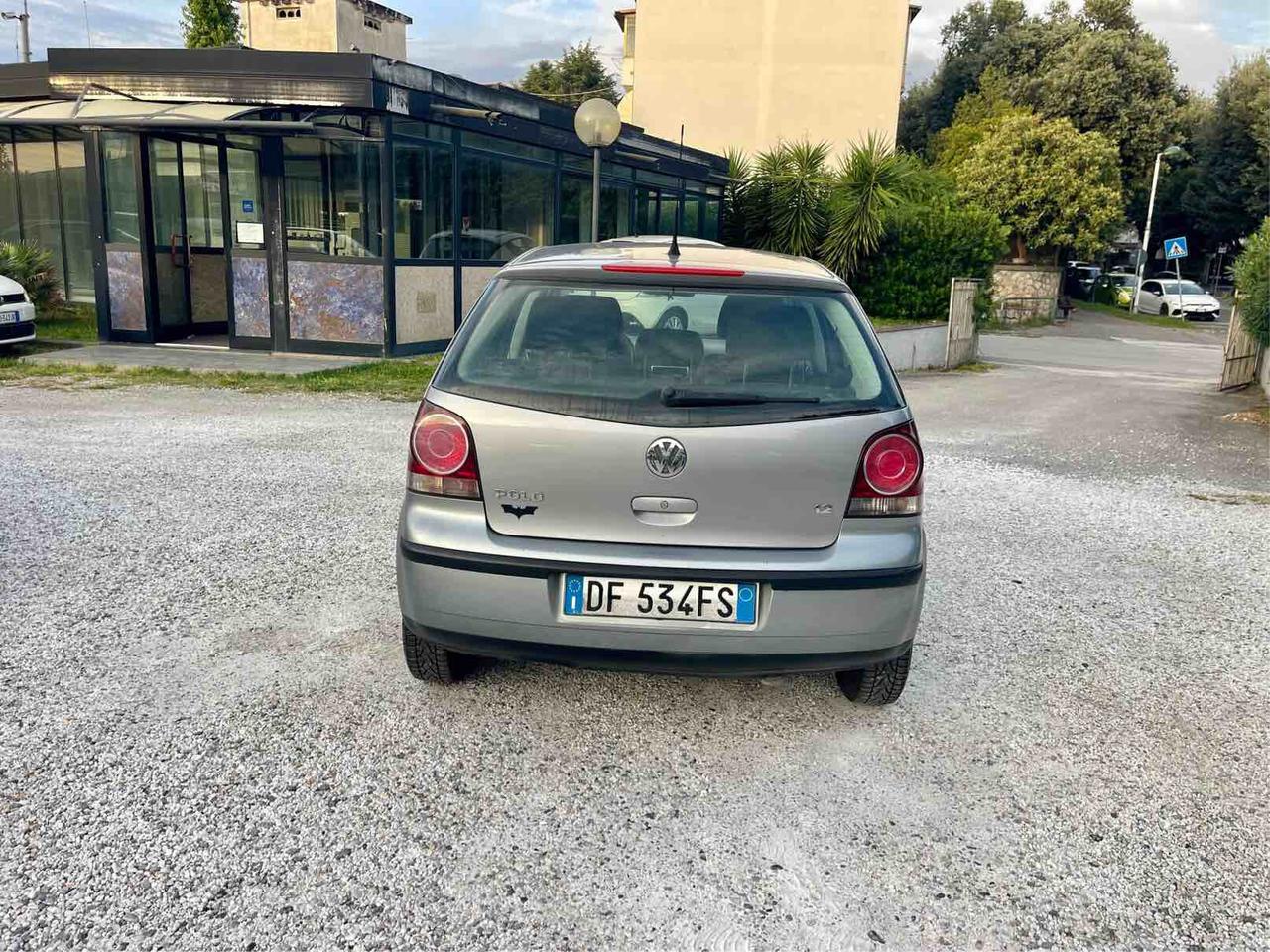 VOLKSWAGEN POLO - COMFORTLINE