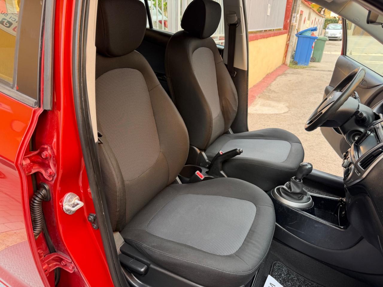 Hyundai i20 1.4 CRDi 5p. Sound Edition