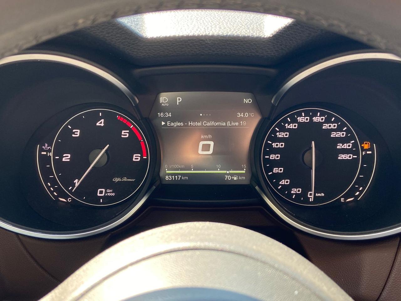 Alfa Romeo Stelvio Executive 2.2 #11022